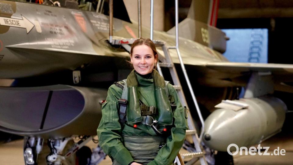 Besuchte schon als 17-Jährige die Luftwaffe und flog im Kampfjet mit: Norwegens Erbprinzessin Ingrid Alexandra. (Archivbild) Bild: Simen Løvberg Sund/The Royal Court of Norway/dpa