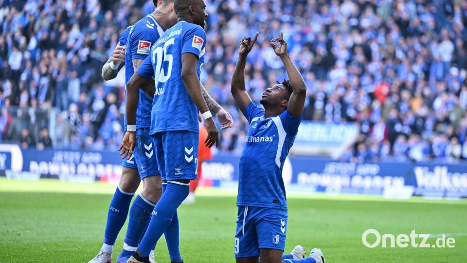 Lubambo Musonda zelebrierte seinen Führungstreffer für den 1. FC Magdeburg. Bild: Swen Pförtner/dpa