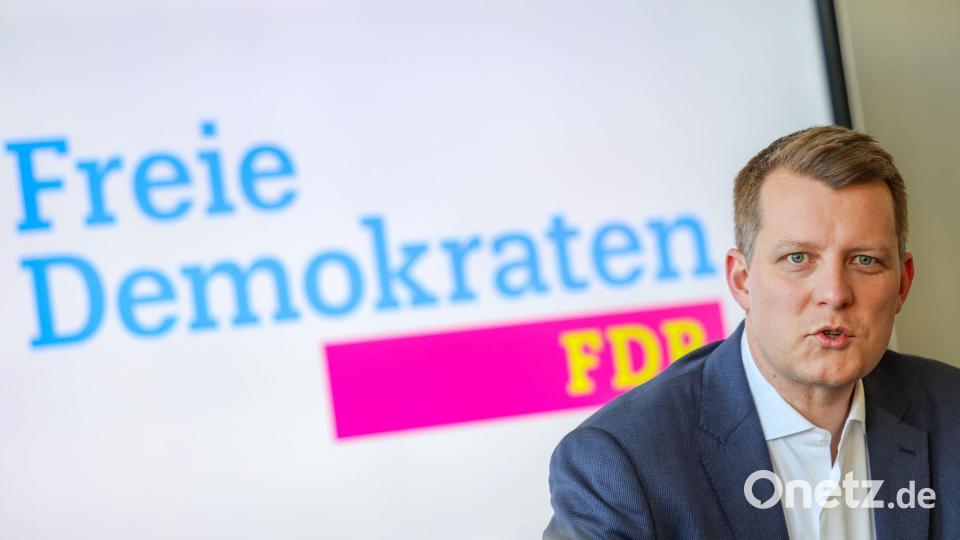 Mitbewerber Henning Höne ist nicht so bekannt wie Kubicki. (Archivbild) Bild: Christoph Reichwein/dpa