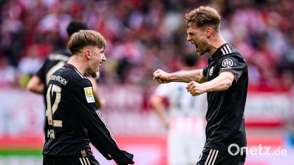 Auch Joshua Kimmich (r.) war nach dem Spiel euphorisiert. Bild: Tom Weller/dpa