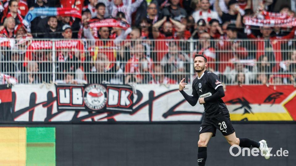 Pereira Lage erzielte die Führung für die Hamburger. Bild: Andreas Gora/dpa