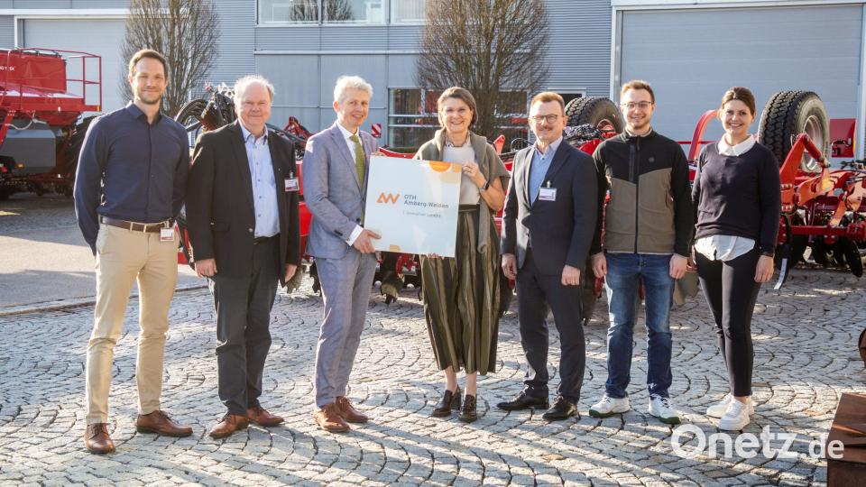 Im März unterzeichneten Vertreterinnen und Vertreter von Horsch und der OTH Amberg-Weiden die Kooperationsvereinbarung. Bild: Horsch