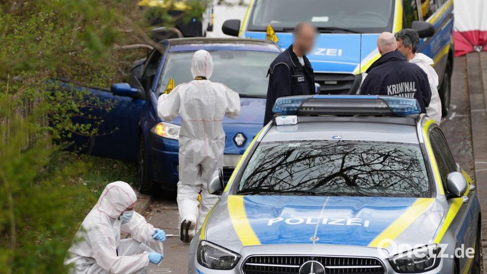 Die Spurensicherung war am Sonntag noch vor Ort. Bild: Kevin Schößler/dpa