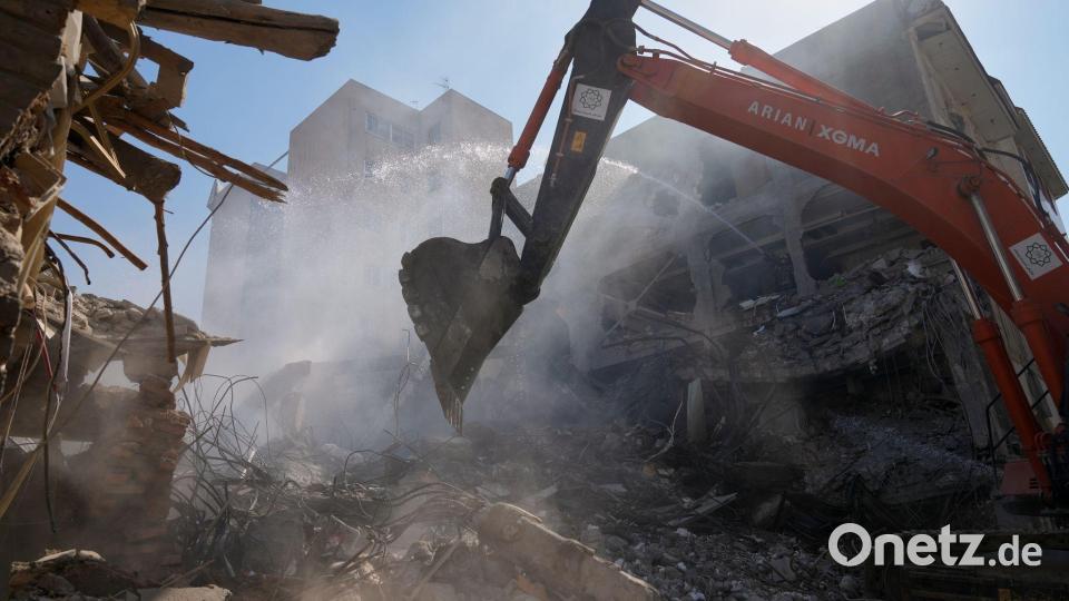 Die Angriffe der USA und Israels sorgen im Iran für schwere Zerstörungen. Bild: Francisco Seco/AP/dpa