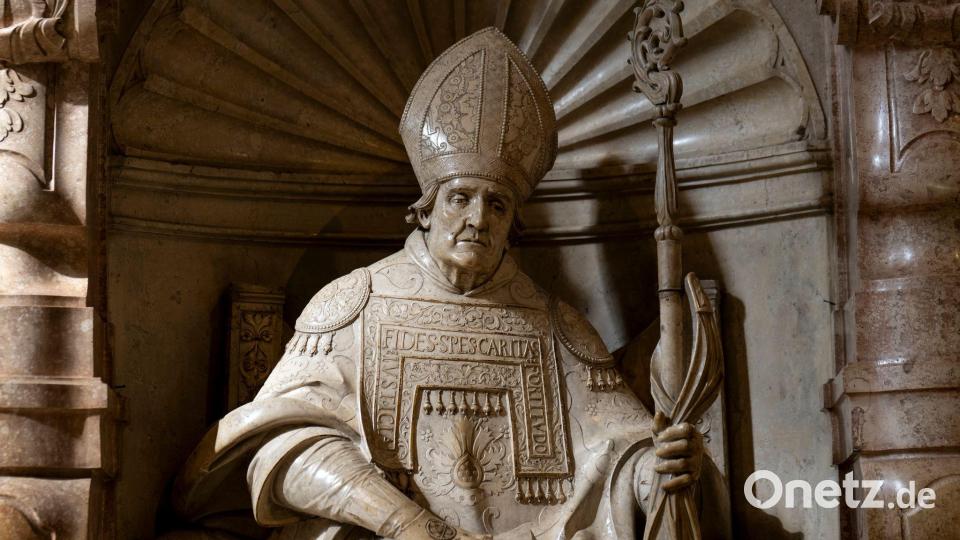 Der erste Eichstätter Bischof hieß der Überlieferung nach Willibald - wer wird nun der neue Bischof? (Archivbild) Bild: Lennart Preiss/dpa