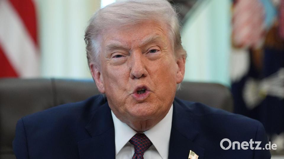 Der US-Präsident hat mit den „Artemis 2“-Astronauten gesprochen. (Archivbild) Bild: Alex Brandon/AP/dpa