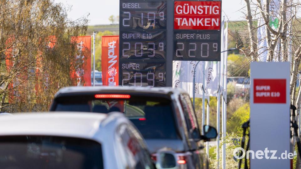 Die Spritpreise sind am Mittwoch gesunken. Bild: Andreas Arnold/dpa