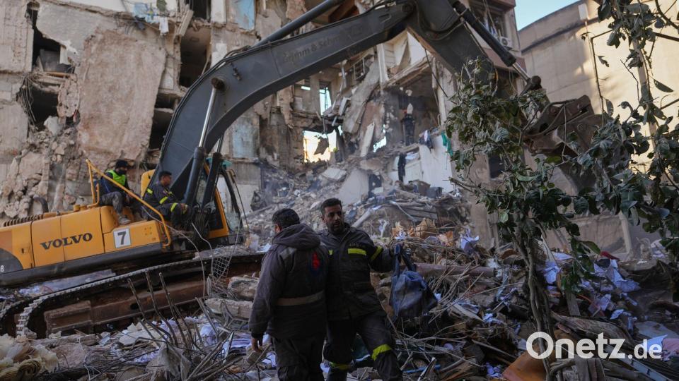 Es gibt mehr als 200 Todesopfer und große Zerstörungen durch Israels Angriffe auf den Libanon. Bild: Hassan Ammar/AP/dpa