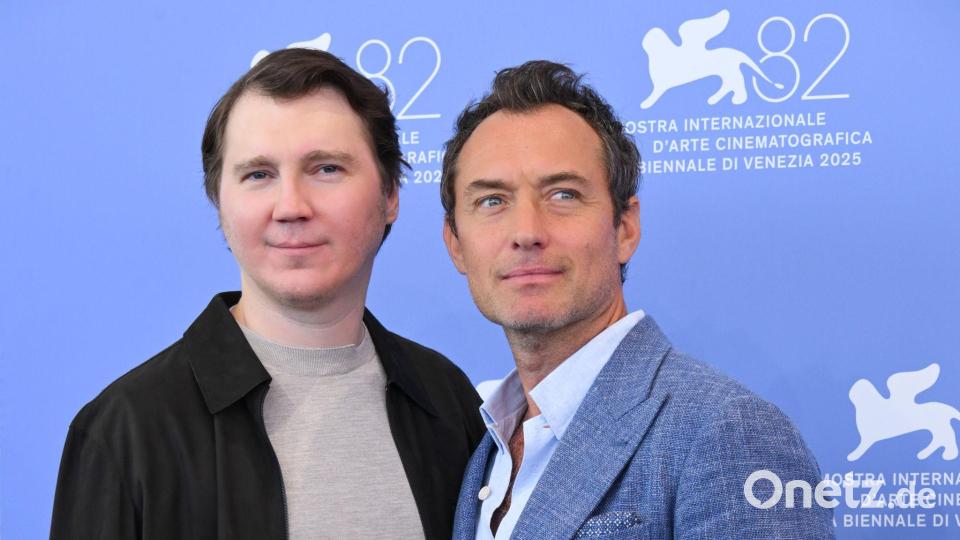 Paul Dano und Jude Law vor der Pressekonferenz zum Film in Venedig. Archivbild: Alberto Terenghi/IPA via ZUMA Press/dpa