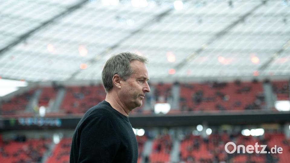 Ist für Kasper Hjulmand im Sommer schon wieder Schluss in Leverkusen? (Archivbild) Bild: Fabian Strauch/dpa