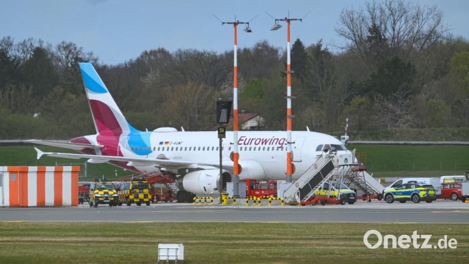 Laut der Flugdatenplattform Flightradar24 war das Flugzeug am Nachmittag am Hamburger Flughafen abgehoben, wo es keine Stunde später auch wieder landete. Bild: Jonas Walzberg/dpa