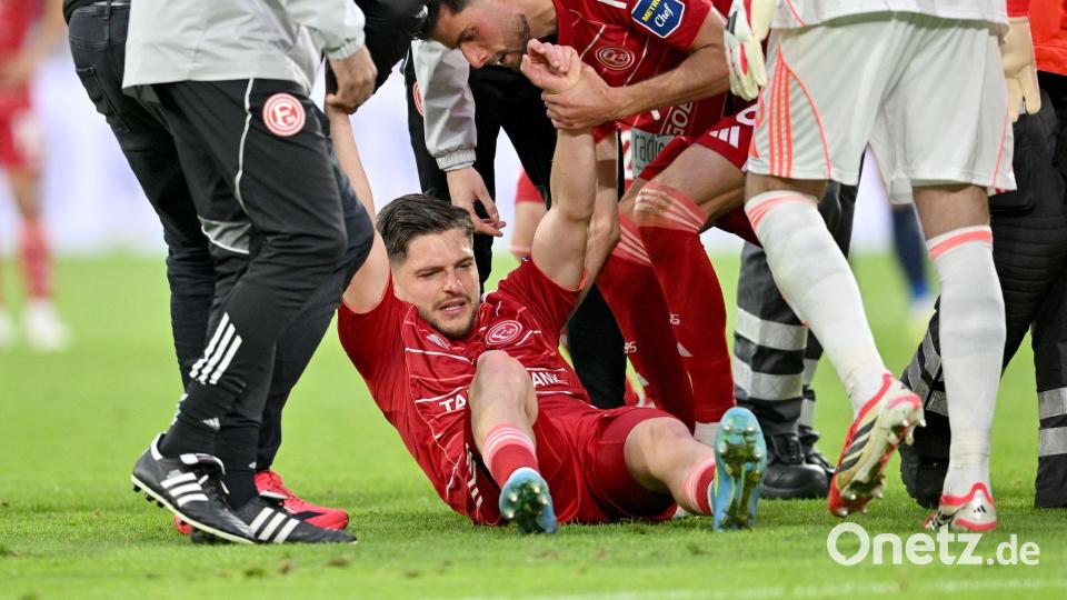 Florent Muslija musste mit Tränen vom Feld. Bild: Anke Waelischmiller/dpa