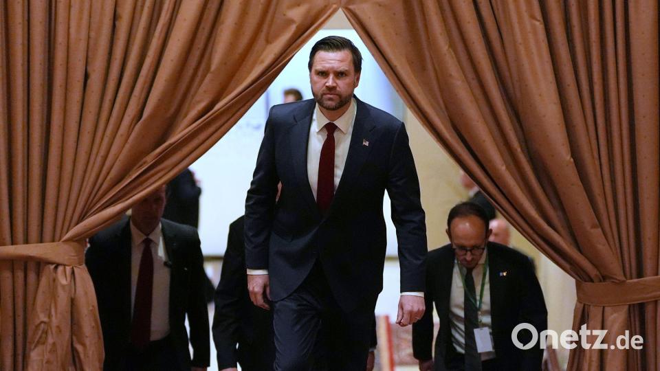 Vorhang auf für Vance: US-Vizepräsident in Islamabad Bild: Jacquelyn Martin/AP POOL/dpa