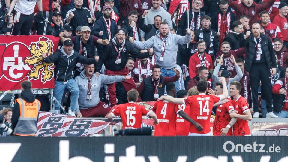 Die Pfälzer konnten kurz nach der Pause jubeln. Bild: Andreas Gora/dpa