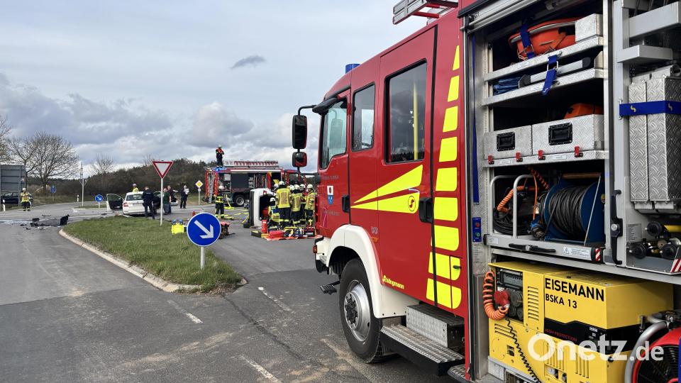 Zwei PKW kollidierten auf der B85 Höhe Königstein. Bild: Jürgen Leißner