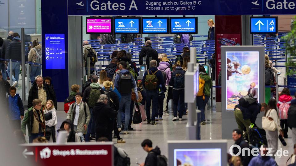 Krisen und Konflikte beeinflussen derzeit die Reiseentscheidungen vieler Urlauber. (Archivbild) Bild: Christoph Reichwein/dpa