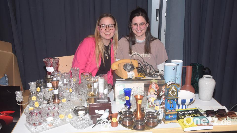 "Auch wenn wir nicht die große Kohle machen, bei uns steht der Spaß an erster Stelle", sagen die beiden jungen Frauen. Bild: fz