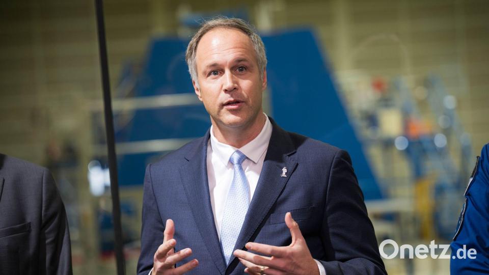 Daniel Neuenschwander, Direktor für bemannte und robotergestützte Raumfahrt bei der Esa, hat eine europäische Forschungsstation auf dem Mond im Blick. (Archivbild) Bild: Sina Schuldt/dpa