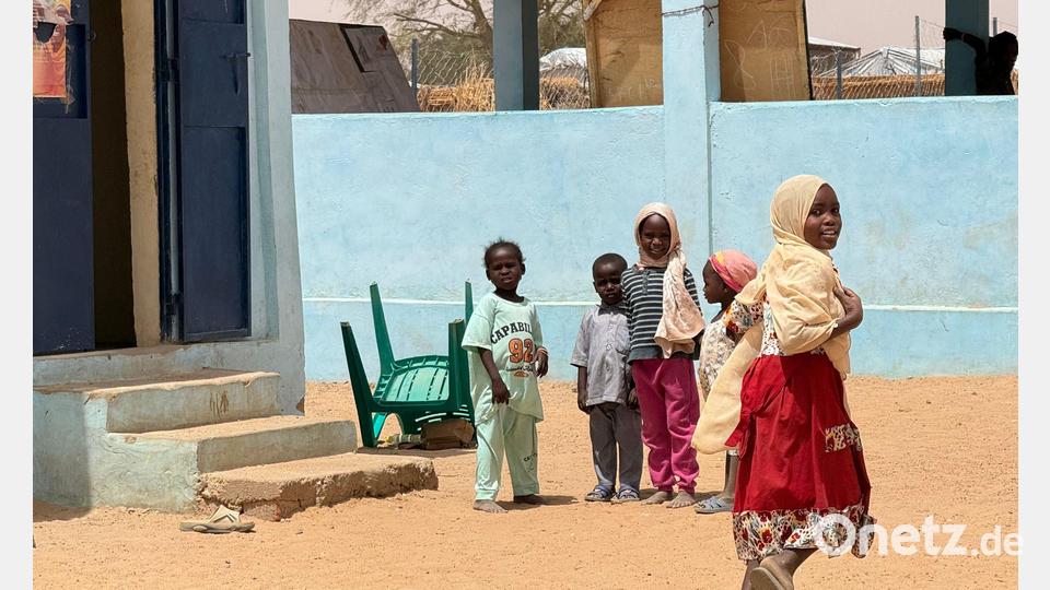 Viele der rund 30.000 Kinder im Lager können nicht zur Schule gehen. Bild: Eva Krafczyk/dpa