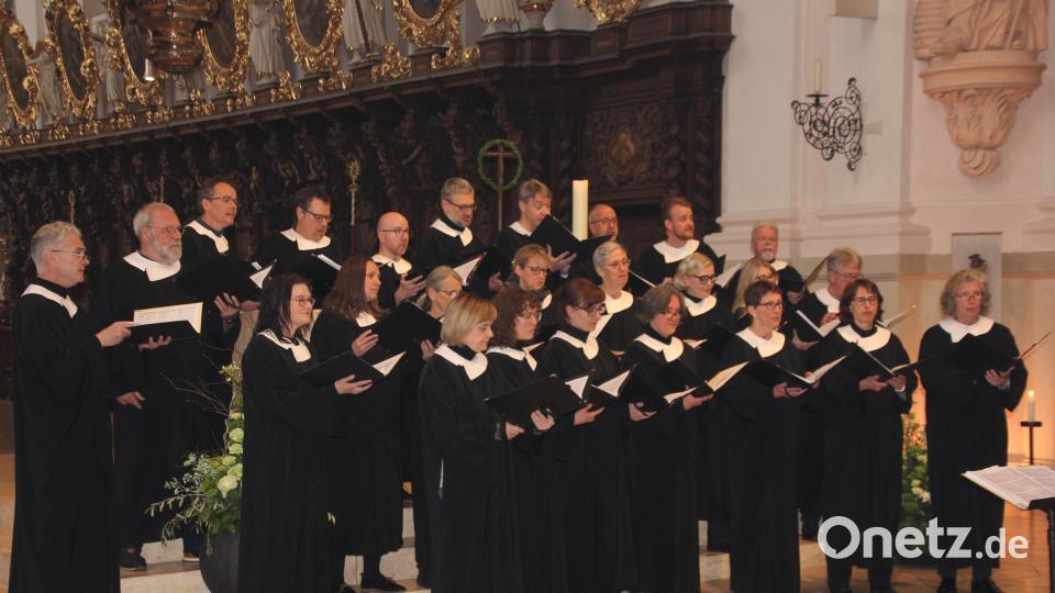 Der Kammerchor der Frauenkirche Dresden bildete einen tollen Klangkörper. Bild: Konrad Rosner