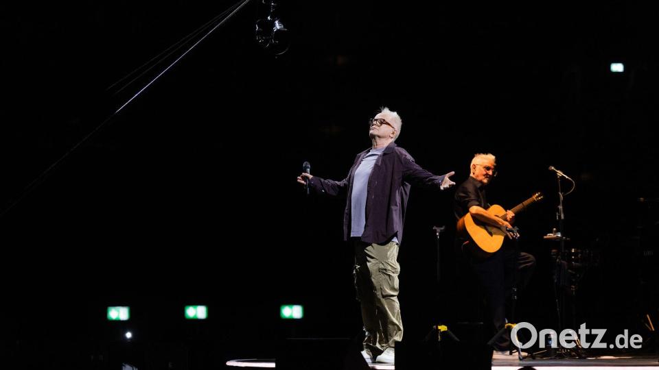 Nächstes Jahr geht Grönemeyer erneut auf große Tour. (Archivbild) Bild: Rolf Vennenbernd/dpa