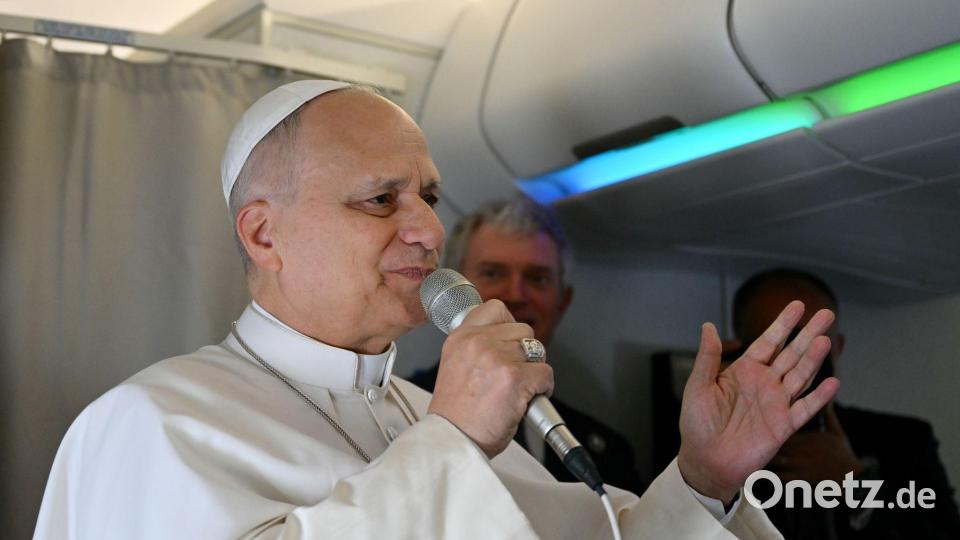 Leo XIV. reist nach Afrika Bild: Alberto Pizzoli/Pool AFP/AP/dpa