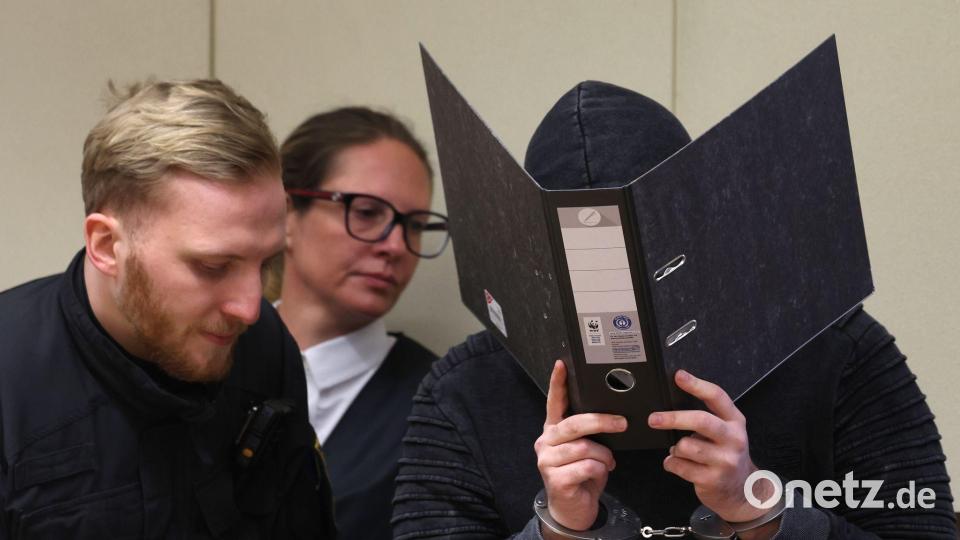 Zwei Menschen wurden bei dem Angriff verletzt, eine Frau starb. (Archivbild) Bild: Karl-Josef Hildenbrand/dpa