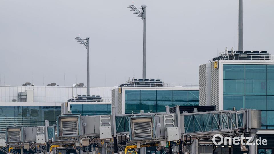 Der Erweiterungsbau des Münchner Flughafens ist eröffnet - eine Woche vor der Inbetriebnahme. Bild: Peter Kneffel/dpa