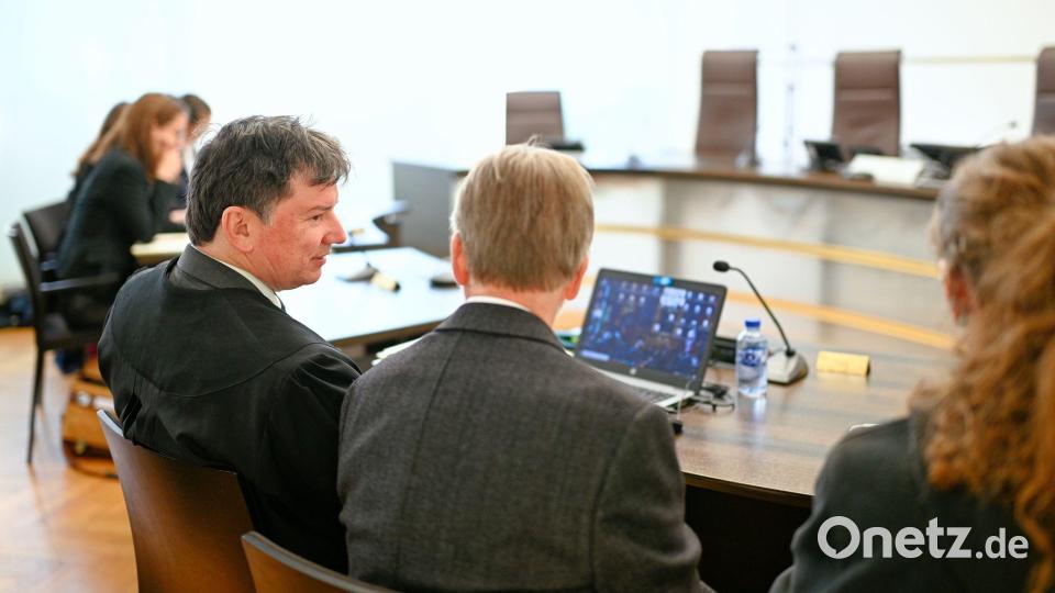 Kläger kritisieren ÖRR: Islam wird bevorzugt, Christentum lächerlich gemacht. Bild: Uwe Anspach/dpa