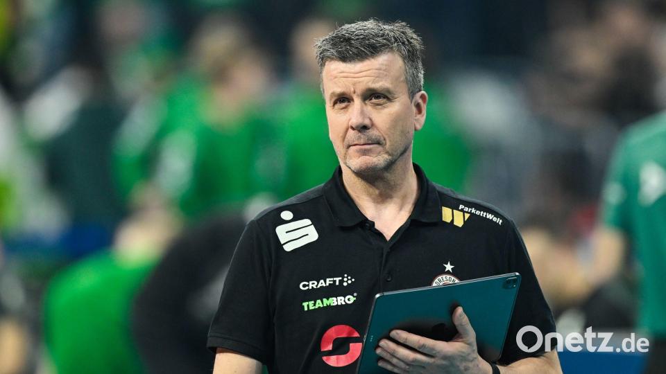 Dresdens Chefcoach Alexander Waibl und der DSC sind erfahren, was Finalspiele angeht. (Archivbild) Bild: Uwe Anspach/dpa
