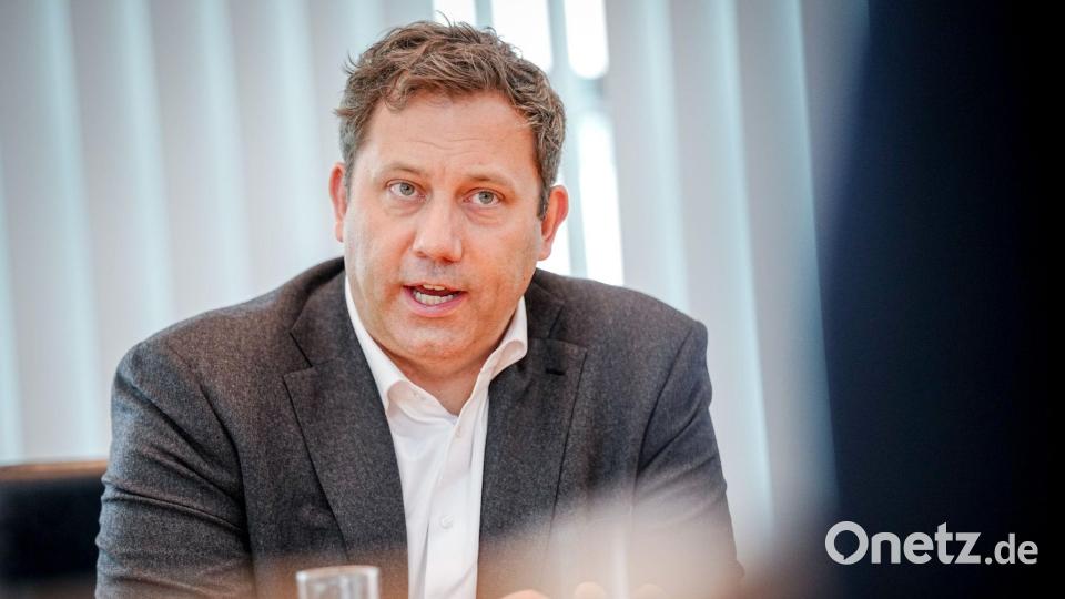 SPD-Chef Lars Klingbeil erwartet weitere Folgen durch den „Scherbenhaufen“ im Iran. Bild: Kay Nietfeld/dpa