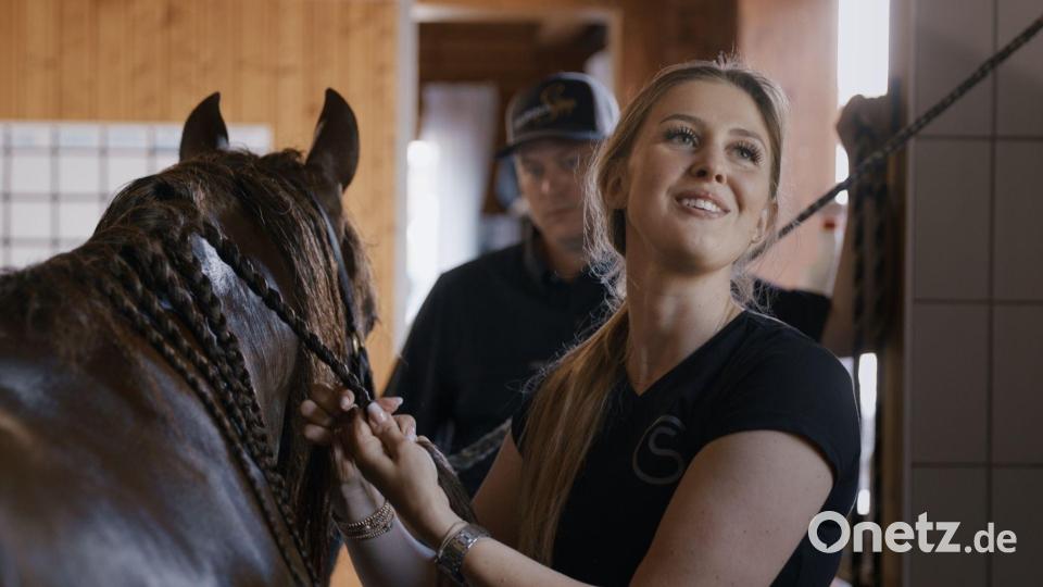 Pferde haben Gina Schumacher nach dem Unfall ihres Vaters geholfen. Bild: ZDF/dpa