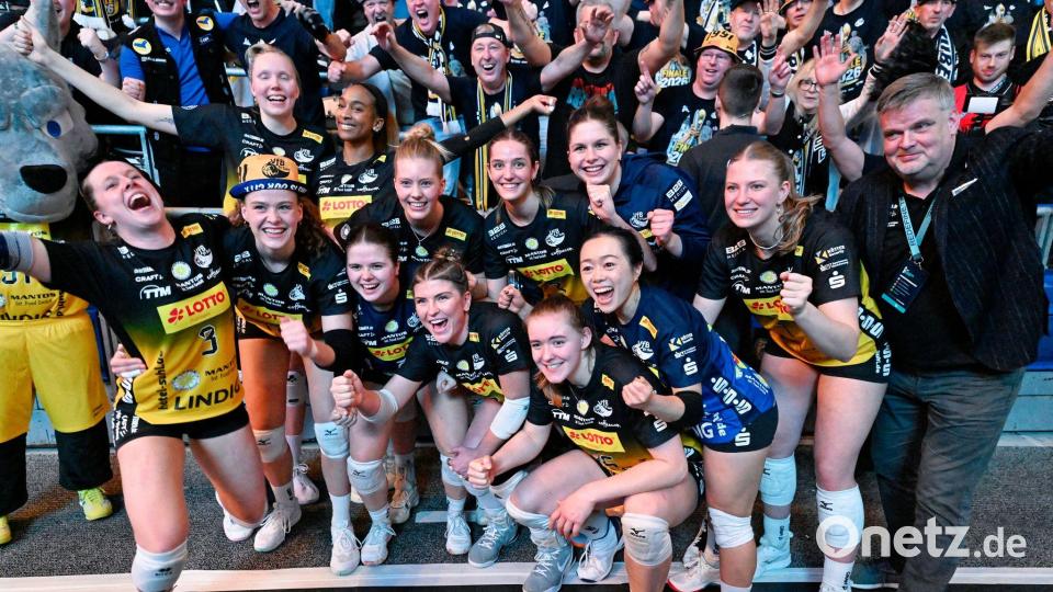 Party mit den eigenen Fans gehört bei Suhl dazu. (Archivbild) Bild: Uwe Anspach/dpa