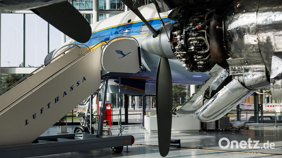 Feierstunde im Streik: Das neue Besucherzentrum der Lufthansa. (Archivfoto) Bild: Hannes P. Albert/dpa