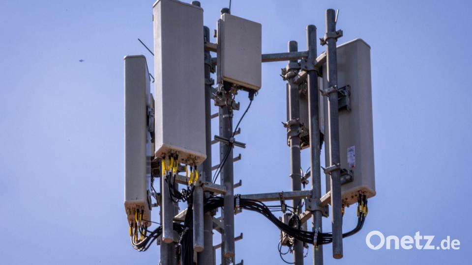 Einer von Zehntausenden Mobilfunk-Antennenstandorten in Deutschland. (Archivbild) Bild: Jens Büttner/dpa