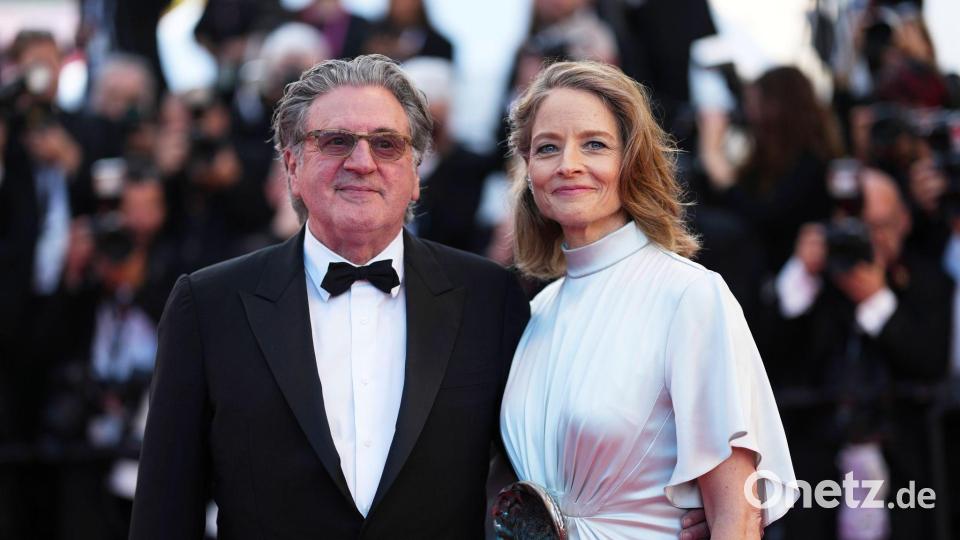 Foster mit Daniel Auteuil, der im Film ihren Ex-Mann verkörpert. (Archivbild) Bild: Scott A Garfitt/Invision/AP/dpa