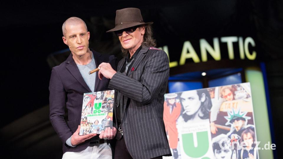 Das Buch „Udo Fröhliche“ ist 2016 erstmals erschienen, nun kommt es vor dem 80. Geburtstag von Udo Lindenberg nochmal neu raus. (Archivbild) Bild: picture alliance / dpa