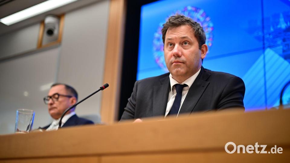 Finanzminister Klingbeil sieht massive Auswirkungen des Iran-Kriegs auf das Wachstum in Deutschand. Bild: Sebastian Christoph Gollnow/dpa