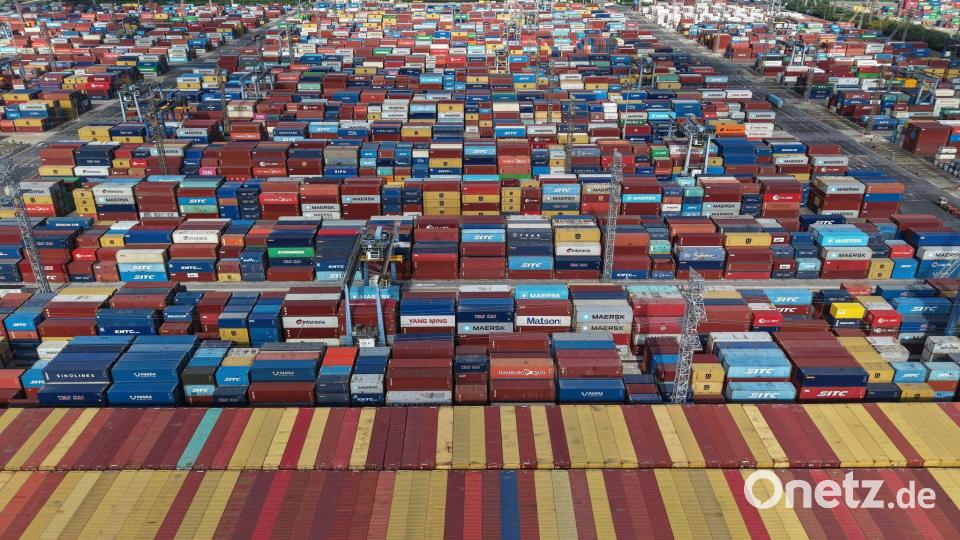 Chinas Wirtschaft wird stark von Exporten angetrieben. (Symbolbild) Bild: Uncredited/CHINATOPIX/AP/dpa