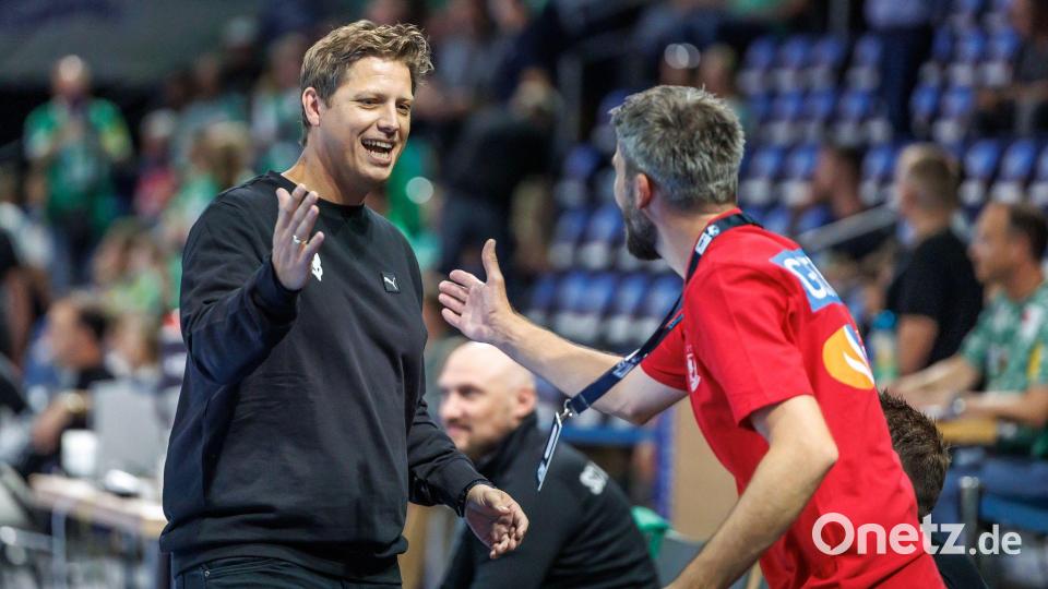 Warnen vor den besonderen Pokalgesetzen: Nicoley Krickau (l) und Bennet Wiegert (r). (Archivbild) Bild: Andreas Gora/dpa