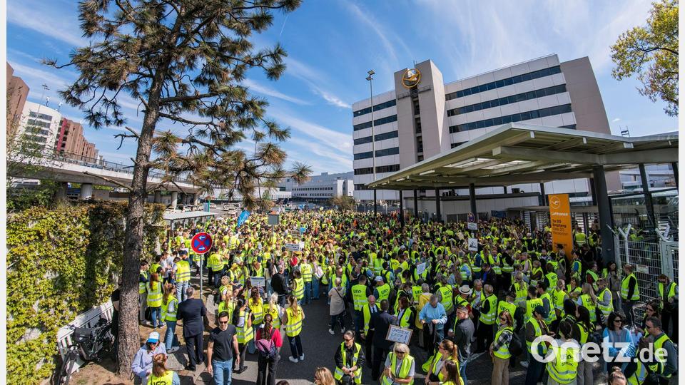 Streiks erschüttern die Lufthansa. Bild: Andreas Arnold/dpa