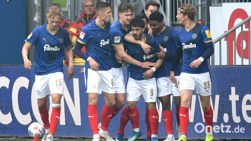 Kieler Jubel gegen Kaiserslautern. Bild: Daniel Bockwoldt/dpa