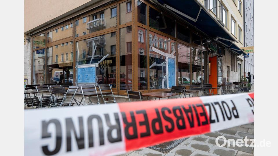 Das Gelände um das Restaurant war nach dem Anschlag abgesperrt. (Archivbild) Bild: Peter Kneffel/dpa