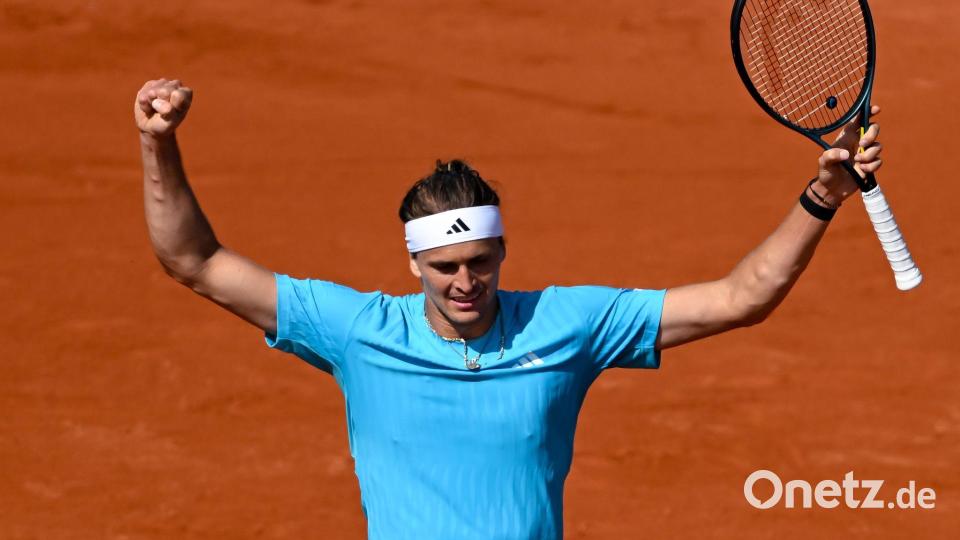 Alexander Zverev jubelt über seinen Sieg gegen Francisco Cerundolo. Bild: Sven Hoppe/dpa