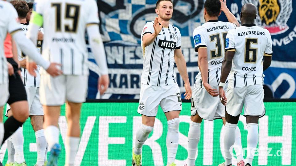 Die SV Elversberg mischt weiter im Zweitliga-Aufstiegskampf mit. Bild: Uwe Anspach/dpa