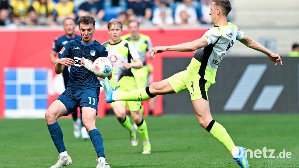 Gerieten früh in die Defensive: Schlotterbeck und der BVB. Bild: Uwe Anspach/dpa