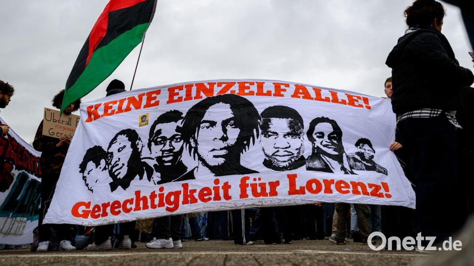 Die Demonstration fand fast auf den Tag genau ein Jahr nach den tödlichen Polizeischüssen statt. Bild: Izabela Mittwollen/dpa