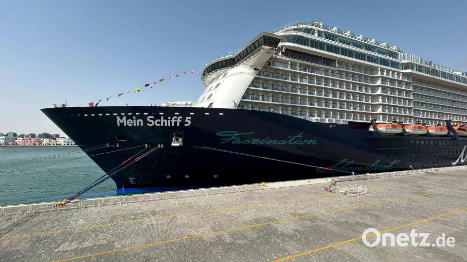 Das Kreuzfahrtschiff „Mein Schiff 5“ konnte die Straße von Hormus passieren Bild: Lana Dörrer/privat/dpa