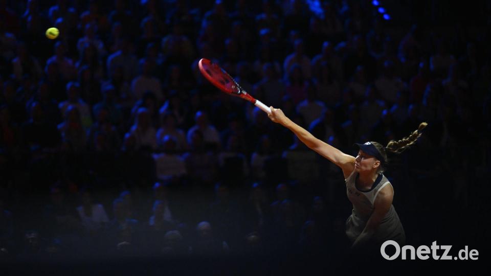 Jelena Rybakina dominierte oft bei eigenem Aufschlag. Bild: Marijan Murat/dpa