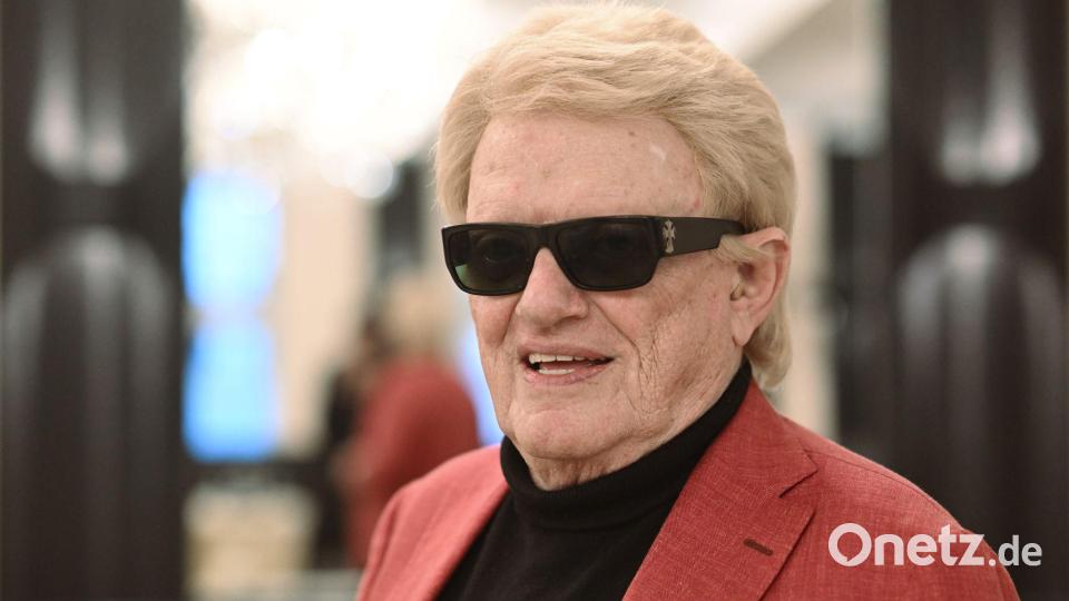 Heino will nicht für Wahlkampf der AfD herhalten. (Archivbild) Bild: Robert Michael/dpa